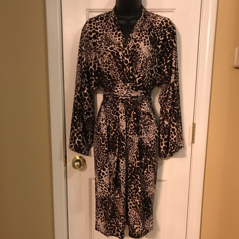 CLOSET BLOW OUT SALE... EVERYTHING MUST GO!!
